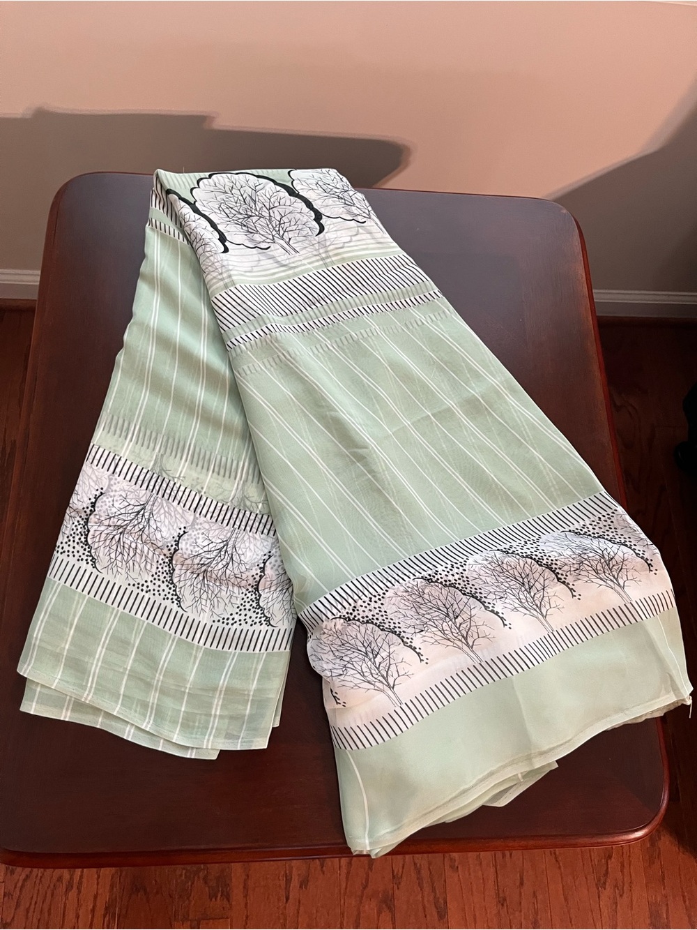 Elegant Light Green Printed Women's Saree with Tree Motif